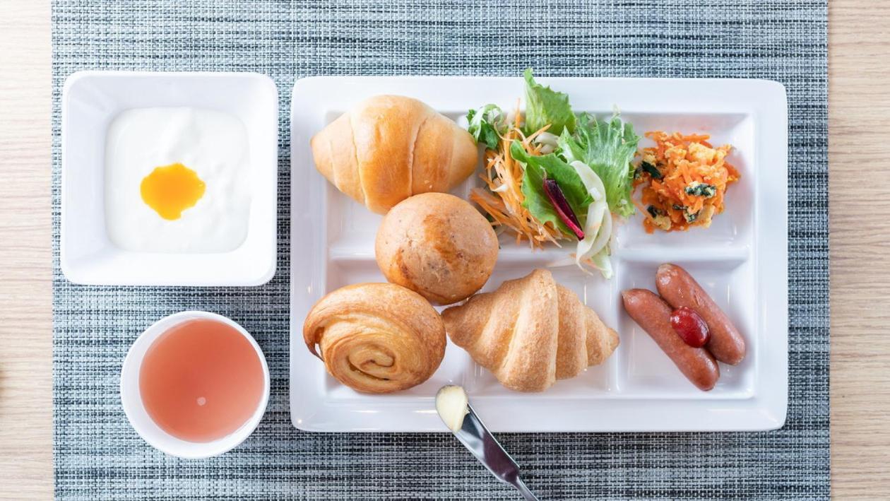 Super Hotel Naha Shintoshin Buitenkant foto